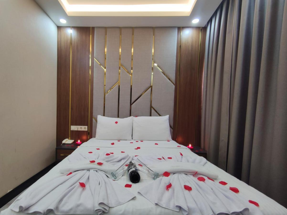 The Golden Pera'S Hotel & Spa อิสตันบูล ภายนอก รูปภาพ