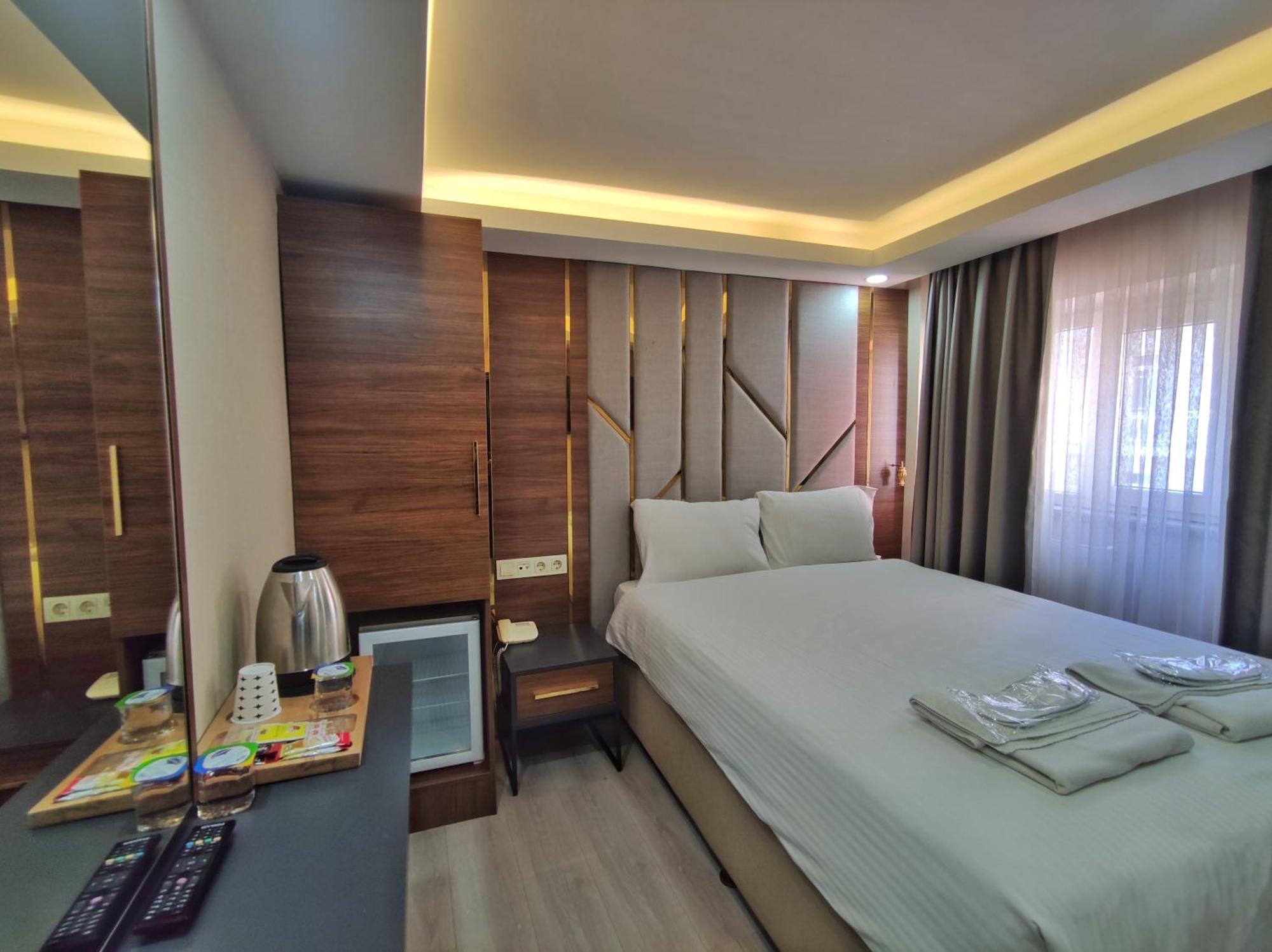 The Golden Pera'S Hotel & Spa อิสตันบูล ภายนอก รูปภาพ